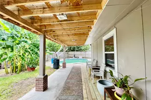 6609 Scribner Rd, Houston, TX 77074 - Photo 15