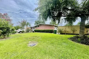 6609 Scribner Rd, Houston, TX 77074 - Photo 27