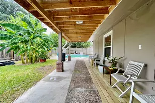 6609 Scribner Rd, Houston, TX 77074 - Photo 7