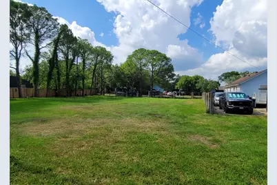 3710 19th Street N, Texas City, TX 77590 - Photo 19