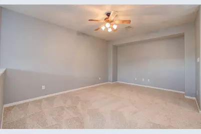 9106 Sunlight Oak Lane, Houston, TX 77070 - Photo 21