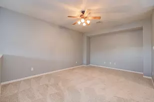 9106 Sunlight Oak Ln, Houston, TX 77070 - Photo 21