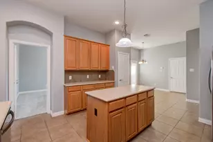 9106 Sunlight Oak Ln, Houston, TX 77070 - Photo 9