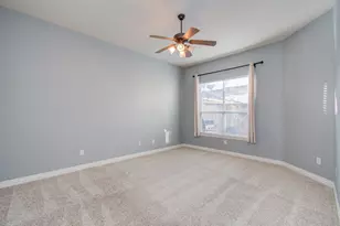 9106 Sunlight Oak Ln, Houston, TX 77070 - Photo 15