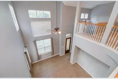 9106 Sunlight Oak Lane, Houston, TX 77070 - Photo 13