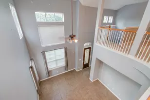 9106 Sunlight Oak Ln, Houston, TX 77070 - Photo 13