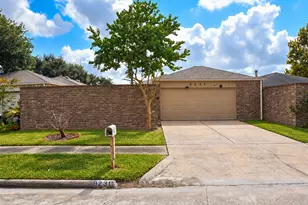 9231 Homeland Dr, Houston, TX 77083 - Photo 1