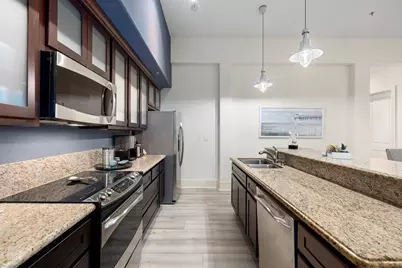 2208 Post Office Street #302, Galveston, TX 77550 - Photo 17