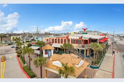 2208 Post Office Street #302, Galveston, TX 77550 - Photo 43