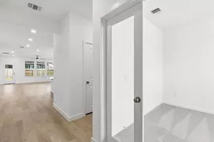 414 Ruby Frd Dr, Cove, TX 77523 - Photo 3