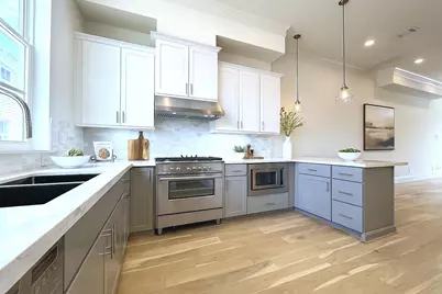 741 Bringhurst Street, Houston, TX 77020 - Photo 3