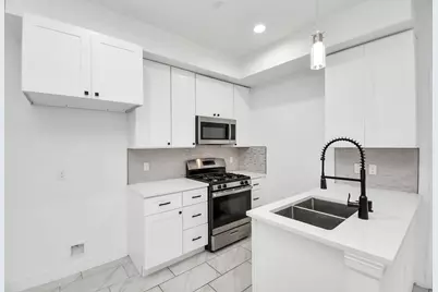 9003 Prairie View Drive #B, Houston, TX 77088 - Photo 3