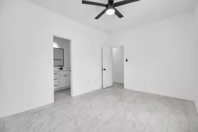 9003 Prairie View Drive #B, Houston, TX 77088 - Photo 5