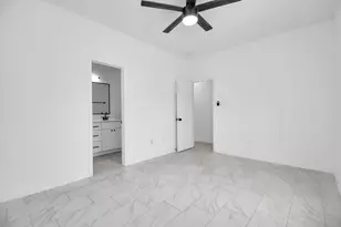 9003 Prairie View Dr, Houston, TX 77088 - Photo 5