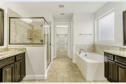 21802 Avalon Queen Drive, Spring, TX 77379 - Photo 15