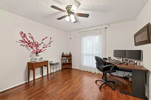 12302 Meadowdale Dr, Meadows Place, TX 77477 - Photo 7