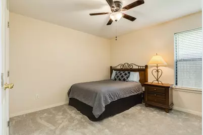 251 Chestnut Street, Lake Jackson, TX 77566 - Photo 23