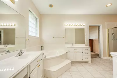 251 Chestnut Street, Lake Jackson, TX 77566 - Photo 21
