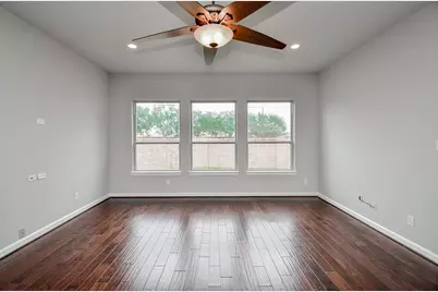 19007 Logan Star Court, Richmond, TX 77407 - Photo 15