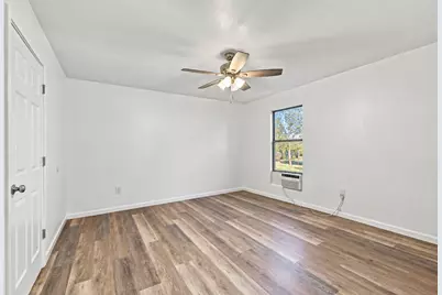 1517 Pin Oak Street, Hearne, TX 77859 - Photo 7