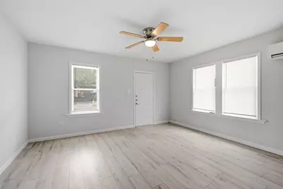 1008 Studewood Street, Houston, TX 77008 - Photo 5