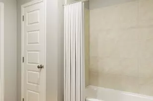 15447 Woody Hvn Dr, Conroe, TX 77302 - Photo 17