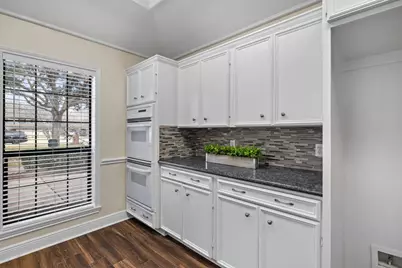 1400 Oak Hollow Drive, Dickinson, TX 77539 - Photo 11