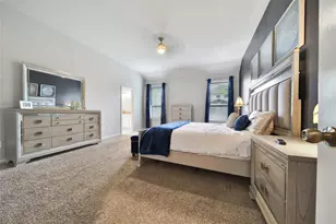 911 River Crossing Dr, Conroe, TX 77384 - Photo 17