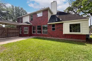 1605 Country Club Dr, Friendswood, TX 77546 - Photo 25