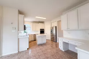 1605 Country Club Dr, Friendswood, TX 77546 - Photo 9