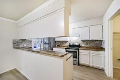 5917 Fairdale Lane #10, Houston, TX 77057 - Photo 15