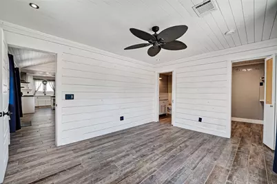 1090 A Williams Ln, Kemah, TX 77565 - Photo 11