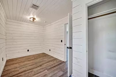 1090 A Williams Ln, Kemah, TX 77565 - Photo 17