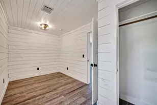 1090 A Williams Ln, Kemah, TX 77565 - Photo 17