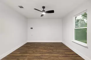 6618 Hartwick Rd, Houston, TX 77016 - Photo 13