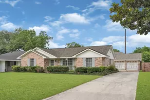 4910 Teton St, Houston, TX 77033 - Photo 1