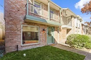 738 Thicket Ln, Houston, TX 77079 - Photo 19