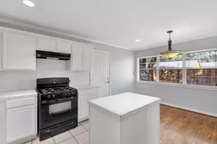 4750 Sanford Rd, Houston, TX 77035 - Photo 7