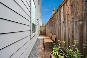 9448 Kerrwood Ln, Houston, TX 77080 - Photo 15