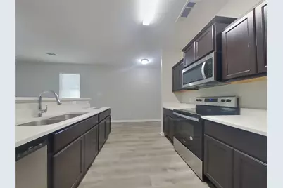 2055 Sweet Lilac Drive, Houston, TX 77090 - Photo 5