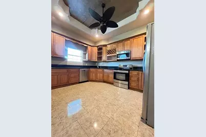 6030 Queens Court, Orange, TX 77630 - Photo 7