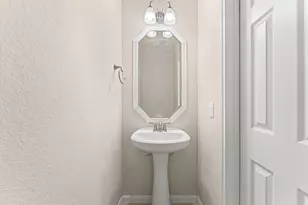 11710 E Streamertail Cir, Cypress, TX 77433 - Photo 5