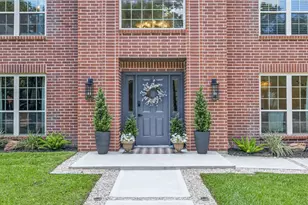 129 N Rainbow Ridge Cir, The Woodlands, TX 77381 - Photo 3