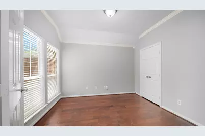 58 W Sienna Place, The Woodlands, TX 77382 - Photo 13