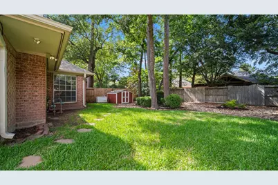 58 W Sienna Place, The Woodlands, TX 77382 - Photo 21