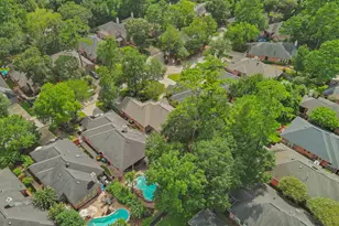 58 W Sienna Pl, The Woodlands, TX 77382 - Photo 21