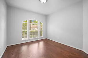 58 W Sienna Pl, The Woodlands, TX 77382 - Photo 11
