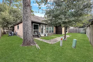 22915 River Birch Dr, Tomball, TX 77375 - Photo 19