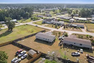 421 Bower Ln, Conroe, TX 77303 - Photo 11