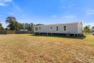 421 Bower Ln, Conroe, TX 77303 - Photo 37